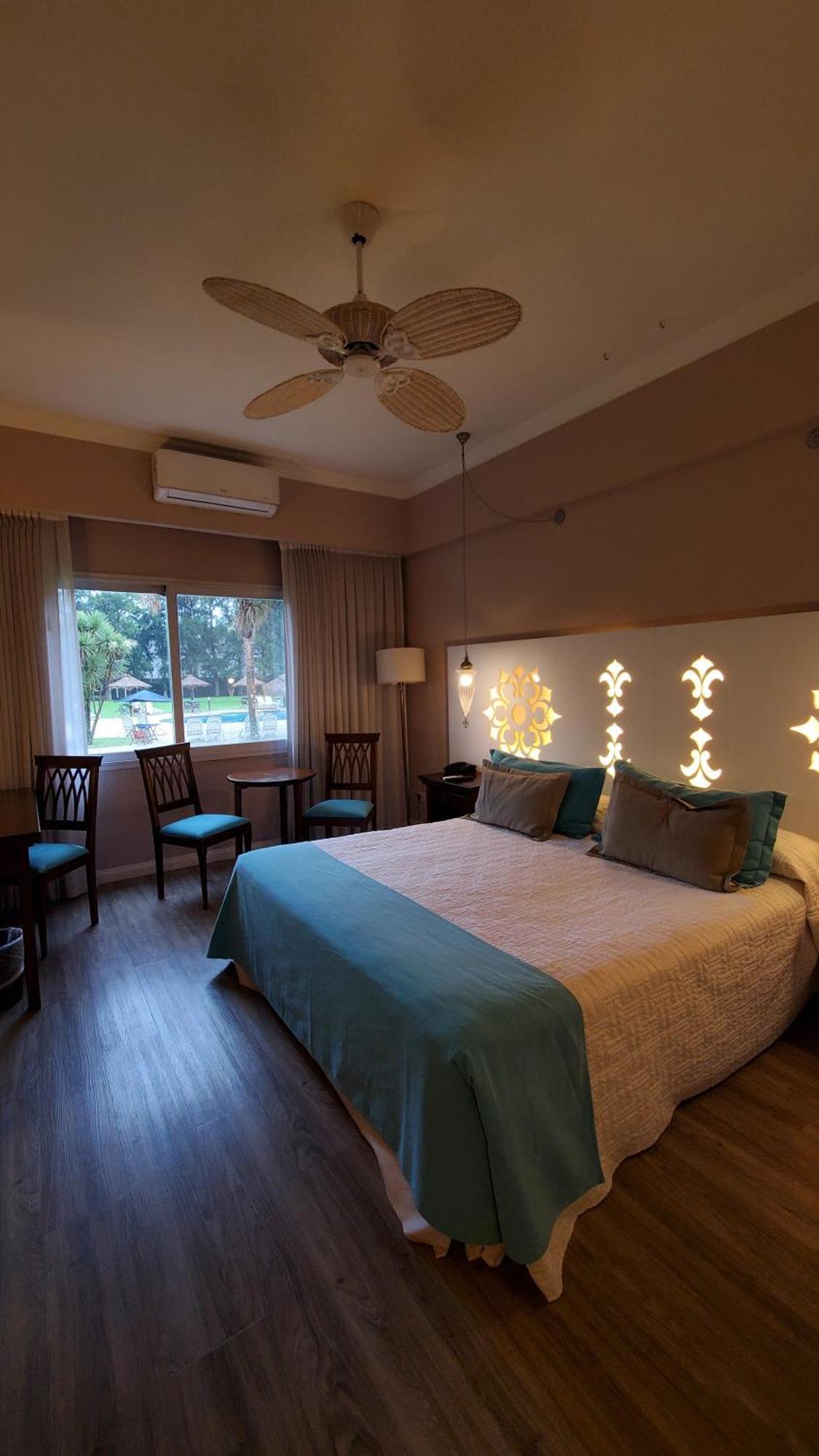 Howard Johnson Pilar Resort Spa & Convention Center Ngoại thất bức ảnh